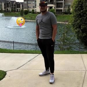 Meet your Posher, Adrian